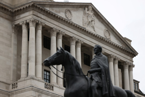 Analysis-Hedge fund dominance latest risk for febrile UK debt markets