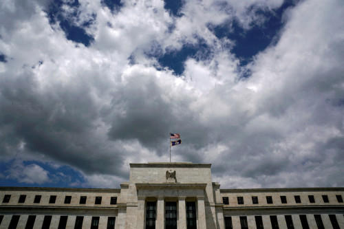 Fed officials cautious on rates amid tariff-related inflation risks