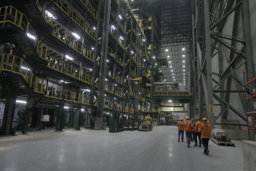 Trump tariffs would lift US factory jobs, cut overall income, San Francisco Fed says 
